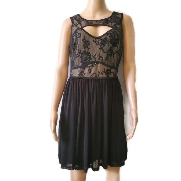 UP by Ultra Pink Black/Tan Lined Bodice Lace Cut-Out Cocktail Dress Size Medium - Picture 2 of 16